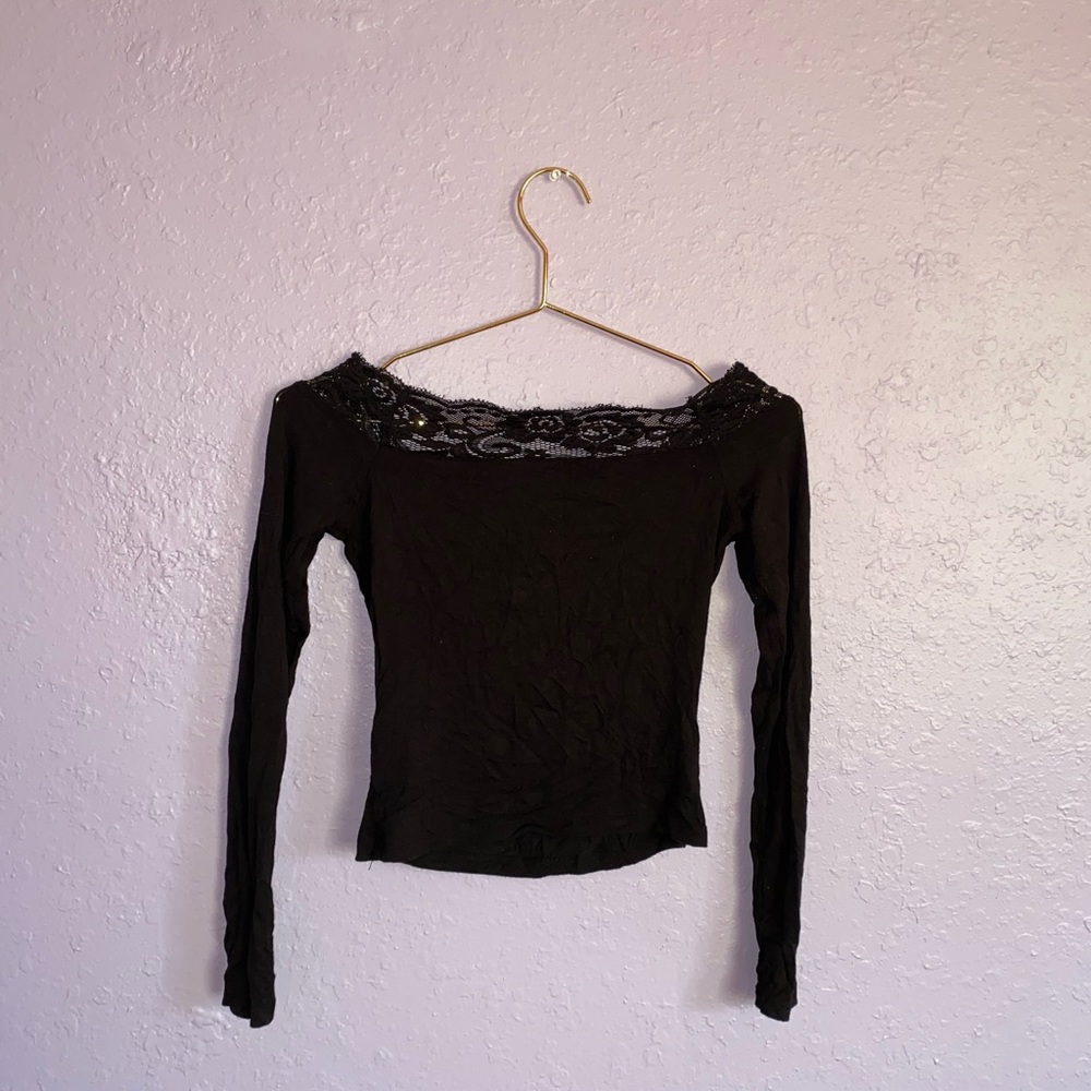 Blouses - Picture 2 of 3